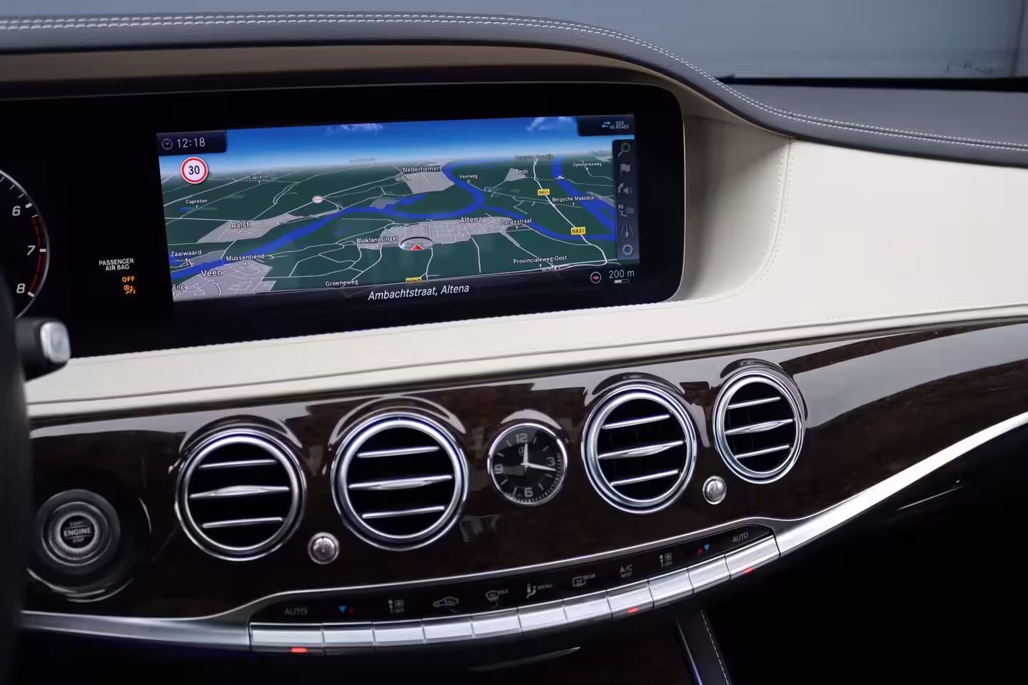 Mercedes-Benz S-klasse 560 AMG Line Premium | V8 | Active Body Control | Distronic+ | HUD | Panoramadak | Burmest