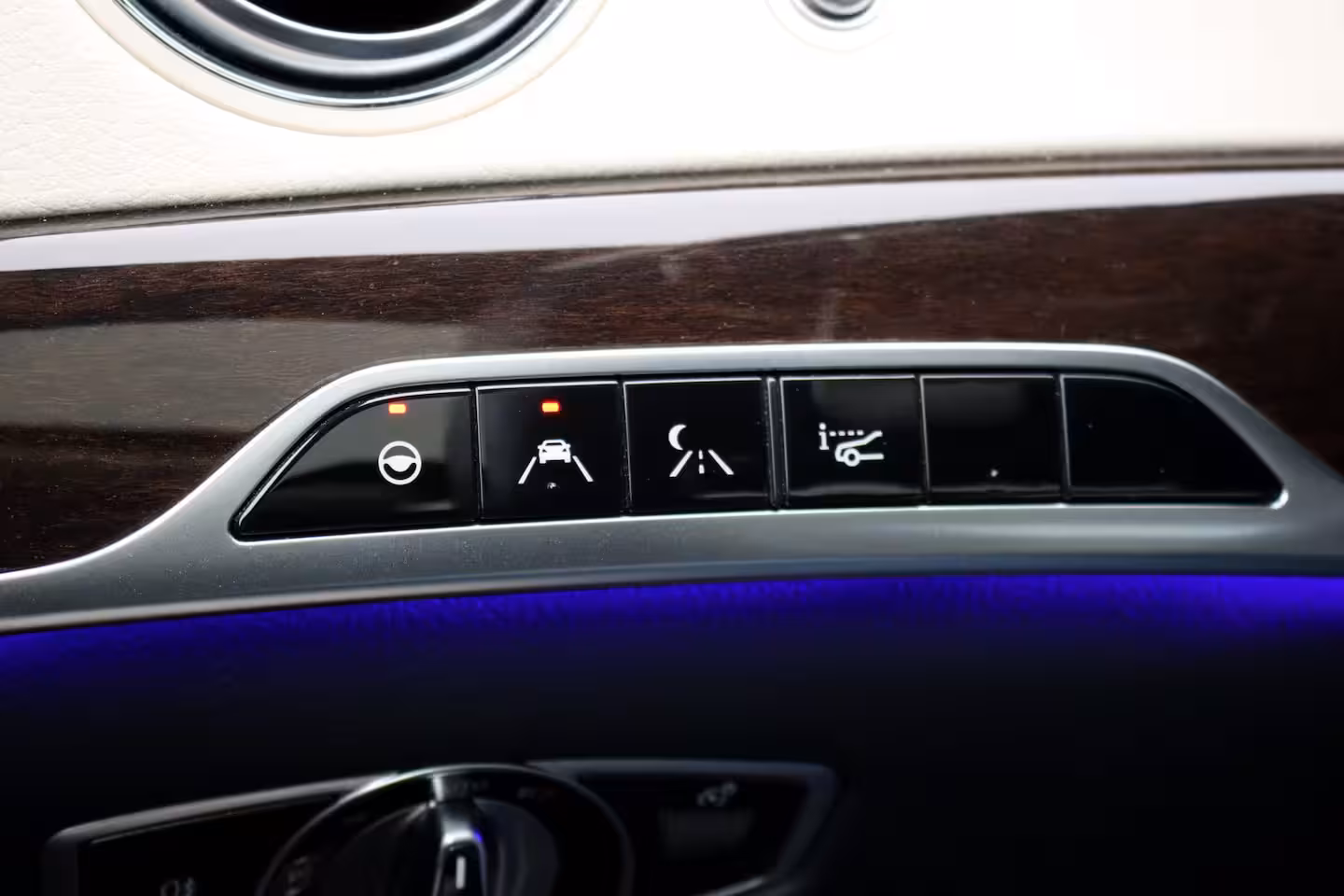 Mercedes-Benz S-klasse 560 AMG Line Premium | V8 | Active Body Control | Distronic+ | HUD | Panoramadak | Burmest