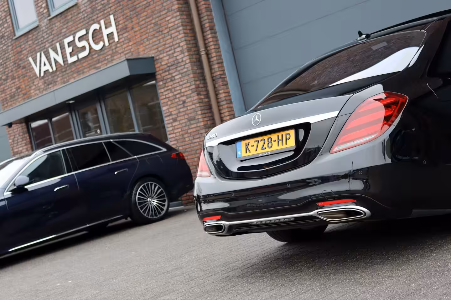 Mercedes-Benz S-klasse 560 AMG Line Premium | V8 | Active Body Control | Distronic+ | HUD | Panoramadak | Burmest