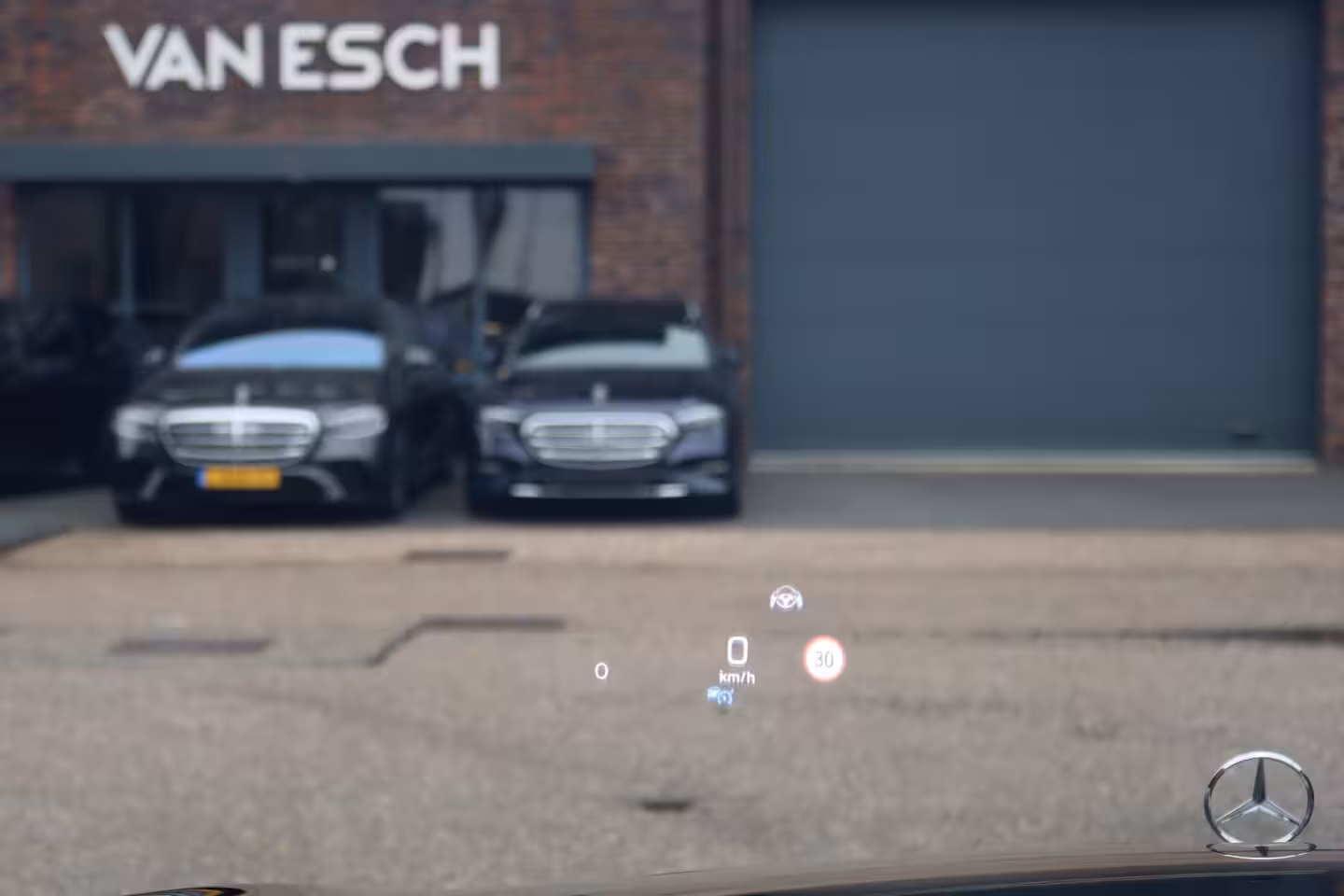 Mercedes-Benz S-klasse 560 AMG Line Premium | V8 | Active Body Control | Distronic+ | HUD | Panoramadak | Burmest