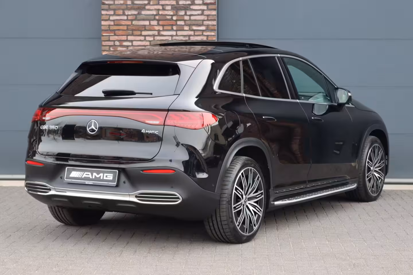Mercedes-Benz EQE SUV 350 4MATIC AMG Line 91 kWh | Distronic+ | Panoramadak | Memory | Burmester | Digital Light