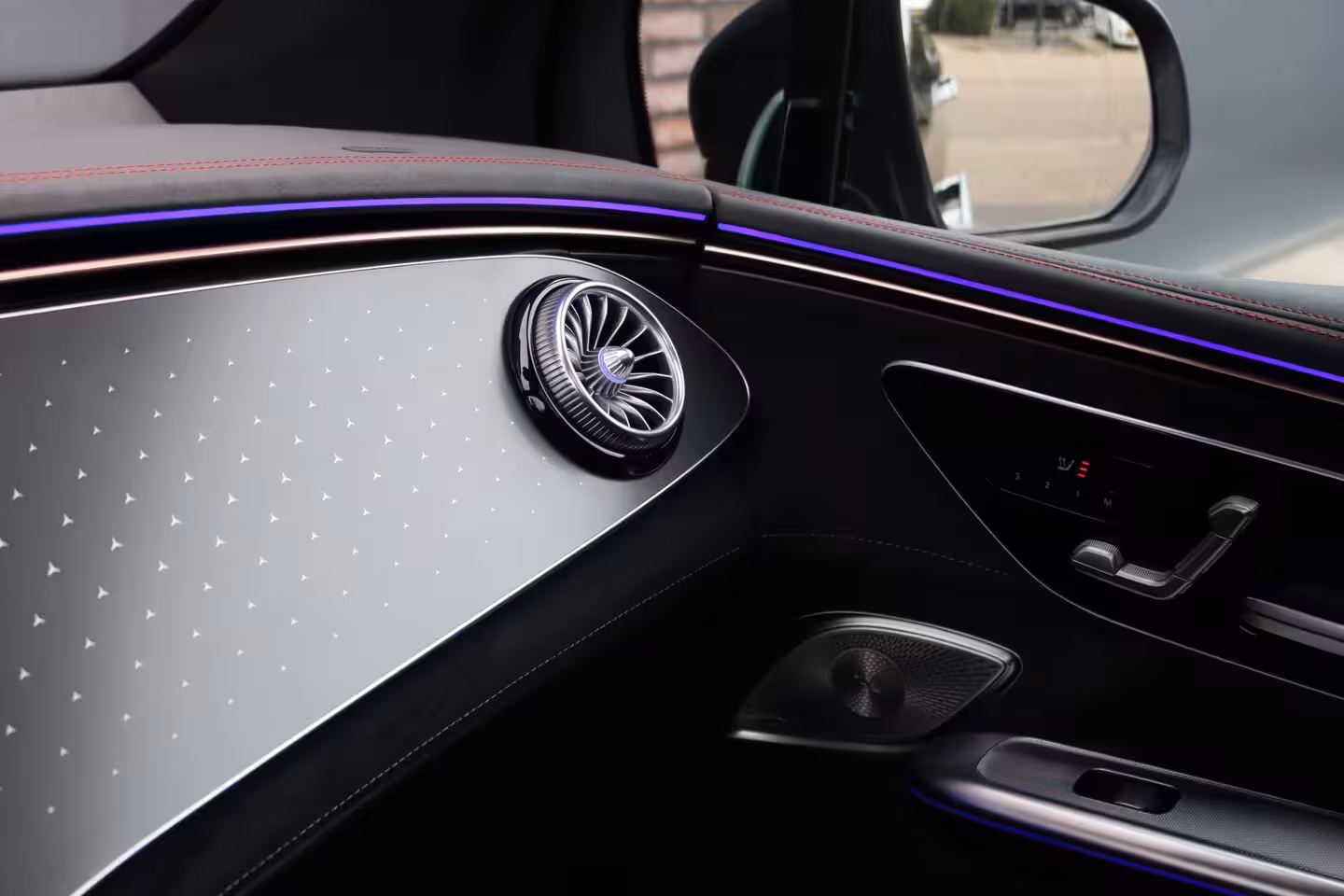 Mercedes-Benz EQE SUV 350 4MATIC AMG Line 91 kWh | Distronic+ | Panoramadak | Memory | Burmester | Digital Light