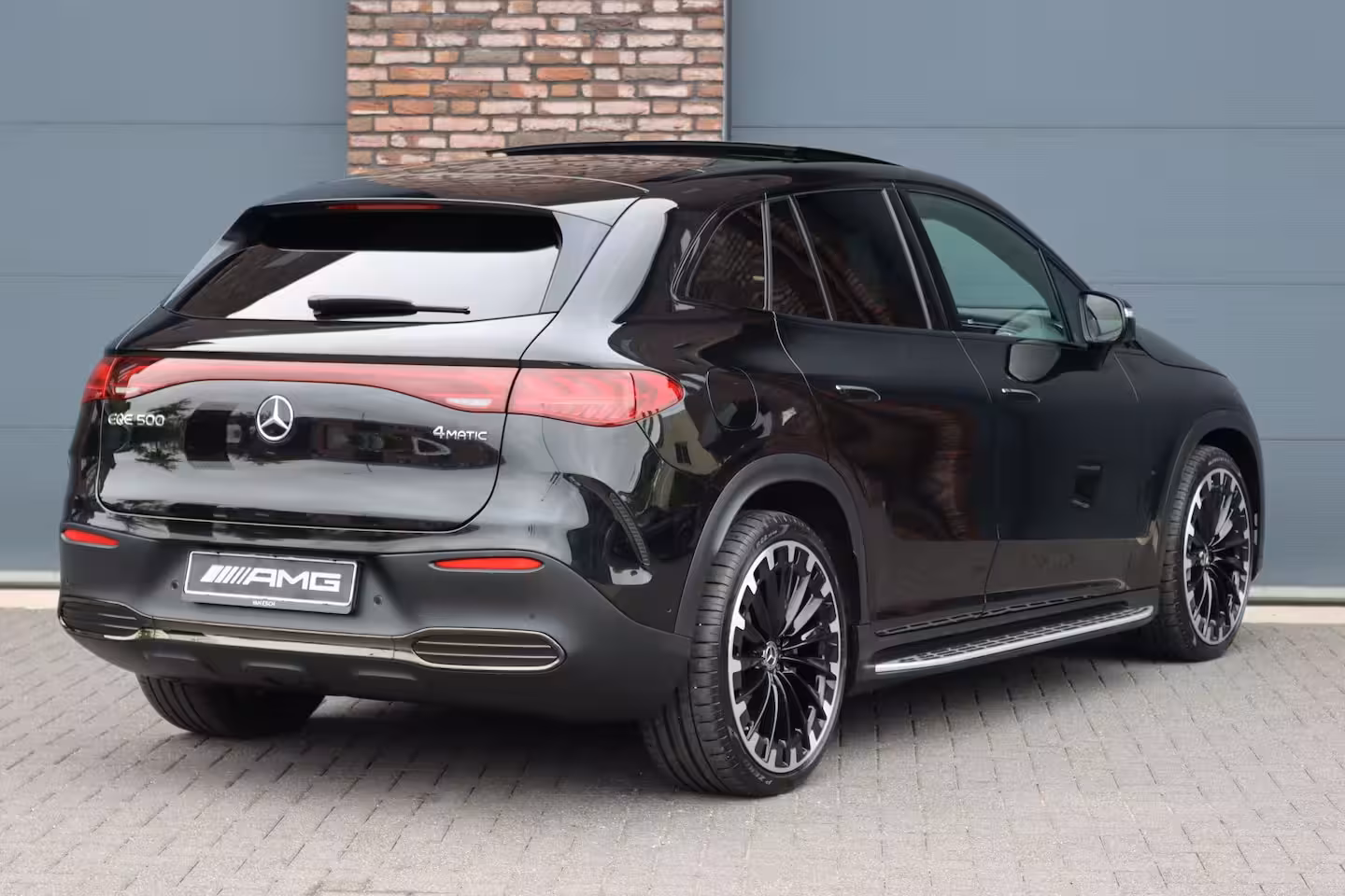 Mercedes-Benz EQE SUV 500 4MATIC AMG Line 91 kWh | 61.000, - ex BTW | Luchtvering | Hyperscreen | Achterasbestur
