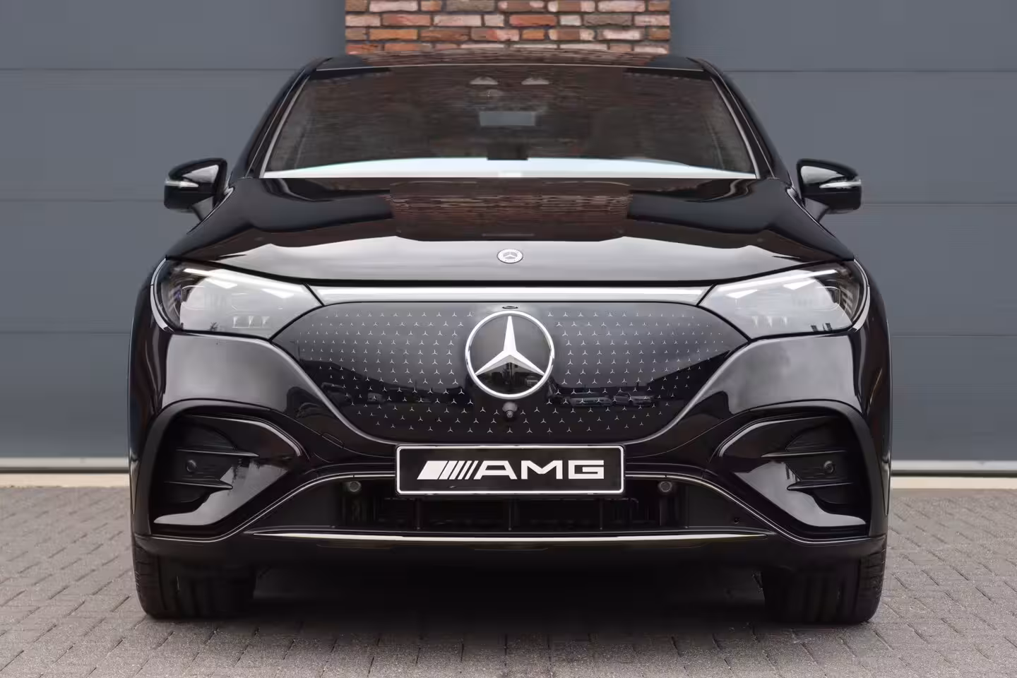 Mercedes-Benz EQE SUV 500 4MATIC AMG Line 91 kWh | 61.000, - ex BTW | Luchtvering | Hyperscreen | Achterasbestur