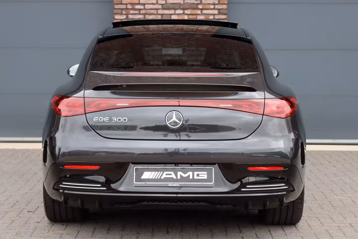Mercedes-Benz EQE 300 AMG Line 90 kWh | Airmatic | Distronic | Panoramadak | Warmtepomp | Memory | Keyless G