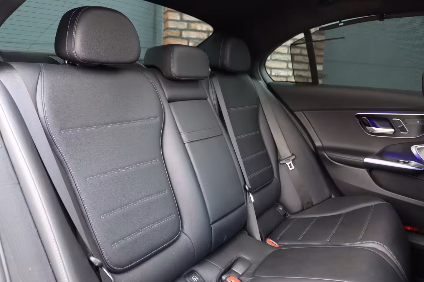 Mercedes-Benz C-klasse 200 4MATIC Premium+ AMG Line | Distronic+ | Panoramadak | Burmester | Memory | Massage | S