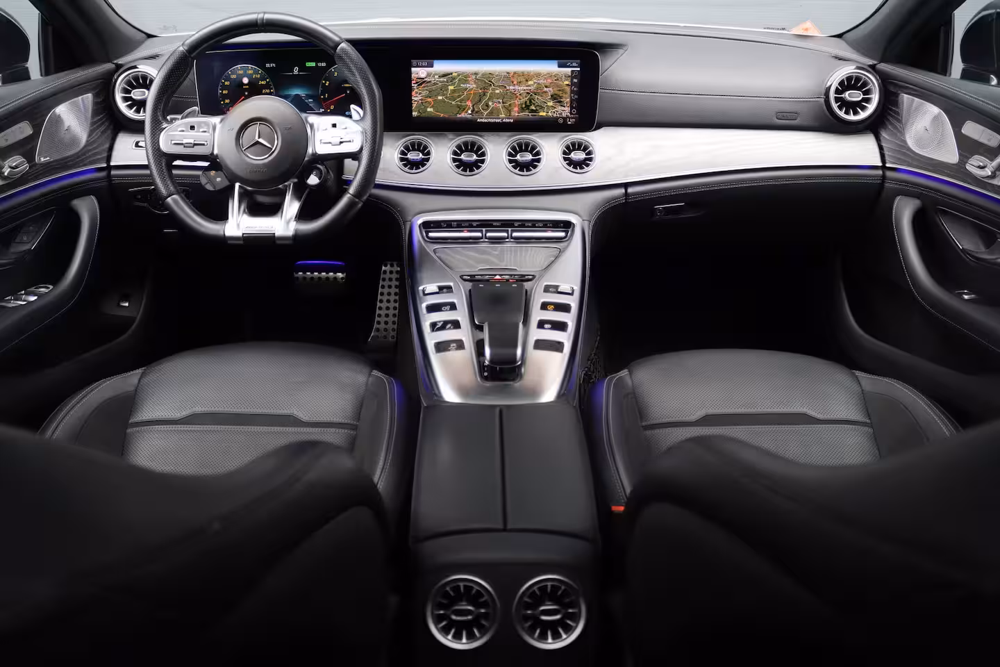 Mercedes-Benz AMG GT 4-Door Coupe AMG 43 Premium | Panoramadak | Distronic+ | AMG Ride Control | Soft-Close | Burmester | Na