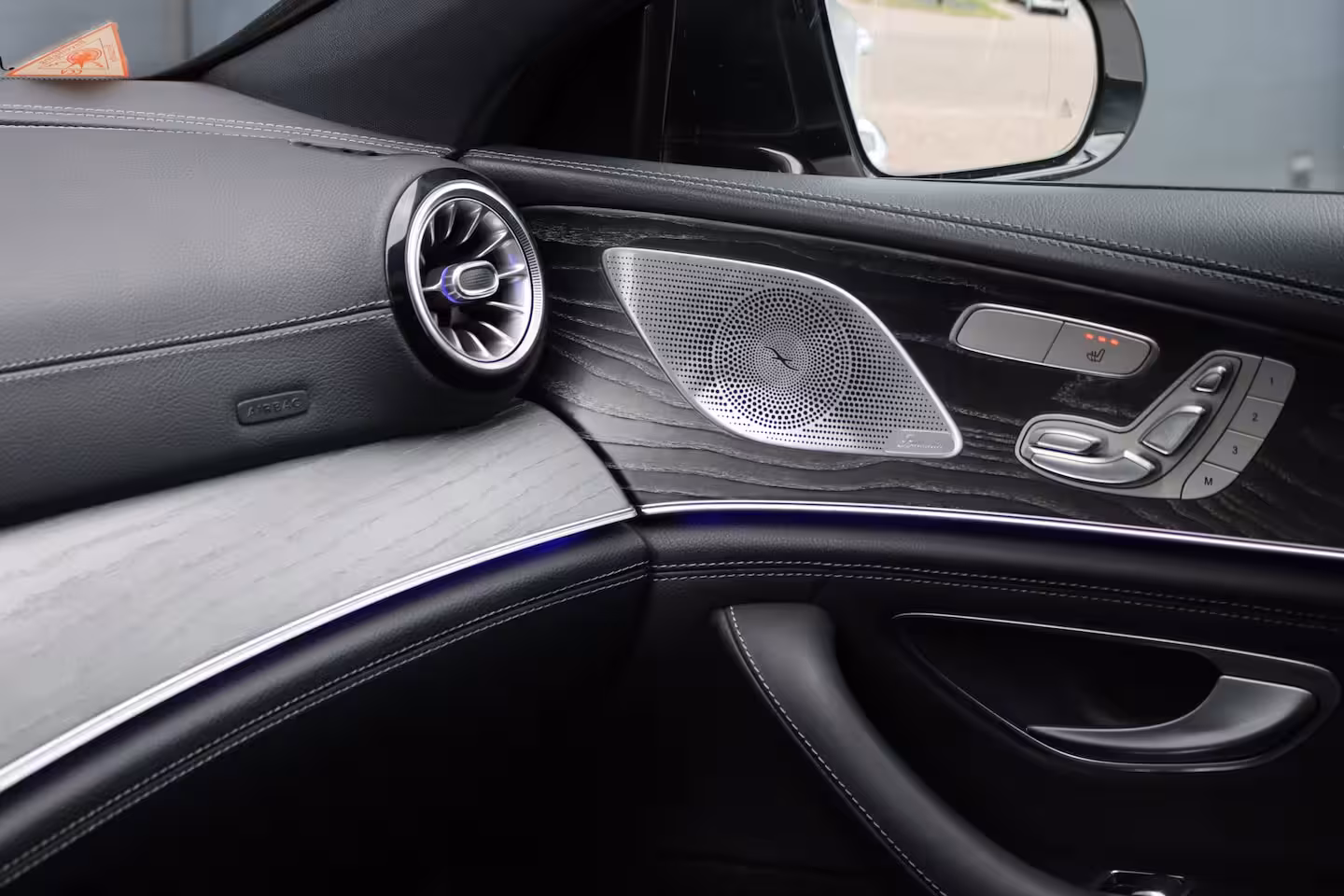Mercedes-Benz AMG GT 4-Door Coupe AMG 43 Premium | Panoramadak | Distronic+ | AMG Ride Control | Soft-Close | Burmester | Na