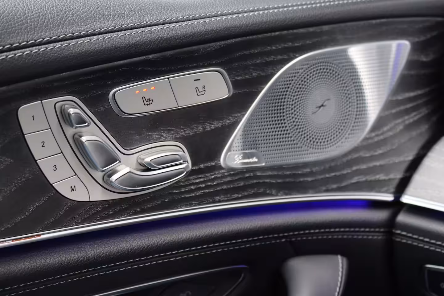 Mercedes-Benz AMG GT 4-Door Coupe AMG 43 Premium | Panoramadak | Distronic+ | AMG Ride Control | Soft-Close | Burmester | Na