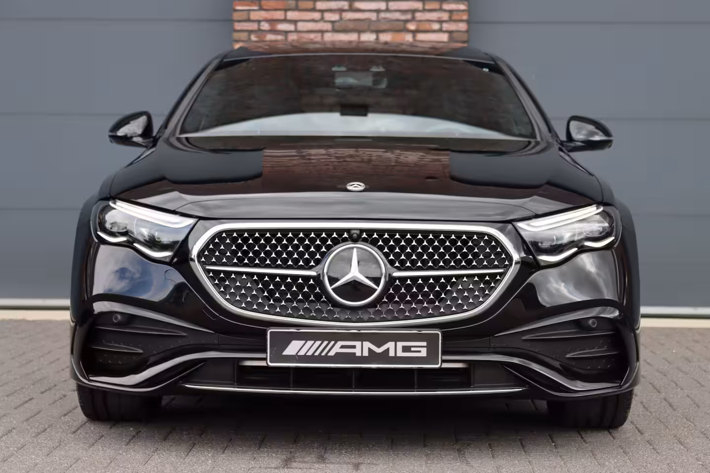 Mercedes-Benz E-klasse 450 d 4MATIC AMG Line | Hyperscreen | Luchtvering | Achterasbesturing | Standkachel | Napp