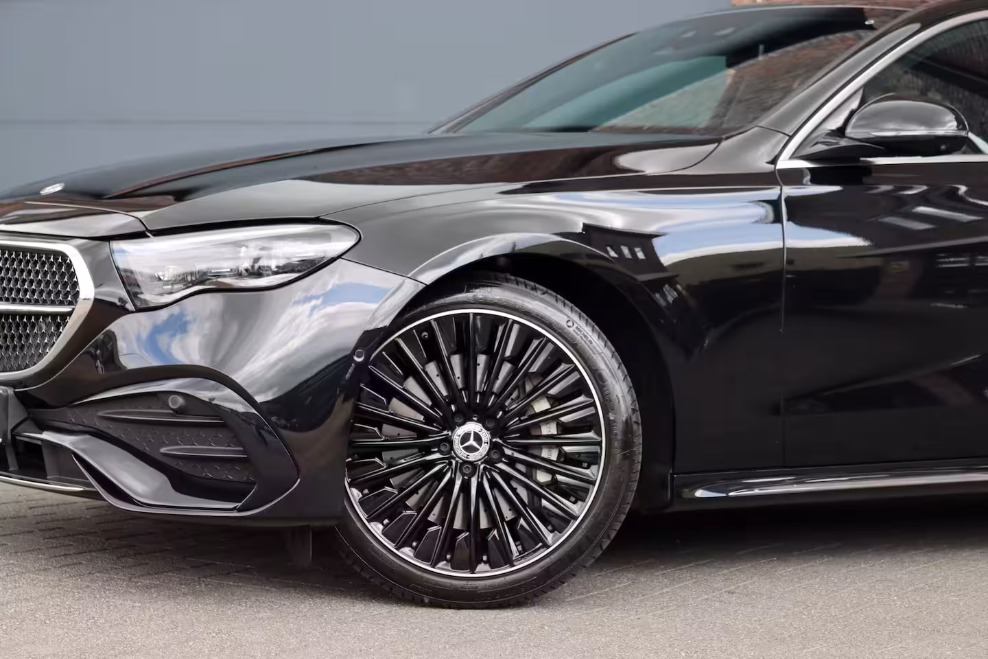Mercedes-Benz E-klasse 450 d 4MATIC AMG Line | Hyperscreen | Luchtvering | Achterasbesturing | Standkachel | Napp
