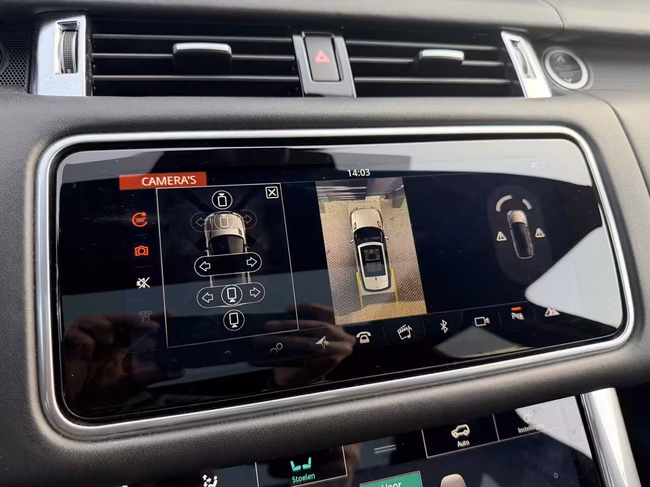 Land Rover Range Rover Sport P575 SVR Carbon Edition Suede hemel|Apple Carplay|Stoelverwarming en koeling|Pano|Head up