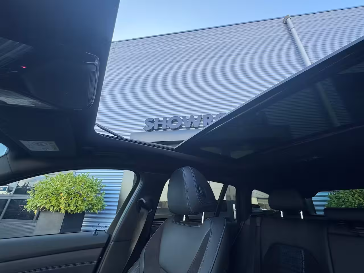 BMW 3-serie Touring 318i M-Pakket|AUTOMAAT|PANO|HARMAN/KARDON|CAMERA|LEDER/ALCANTARA
