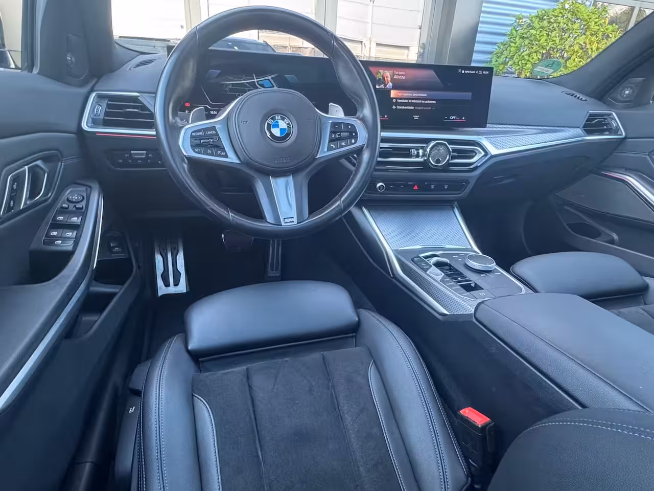 BMW 3-serie Touring 318i M-Pakket|AUTOMAAT|PANO|HARMAN/KARDON|CAMERA|LEDER/ALCANTARA