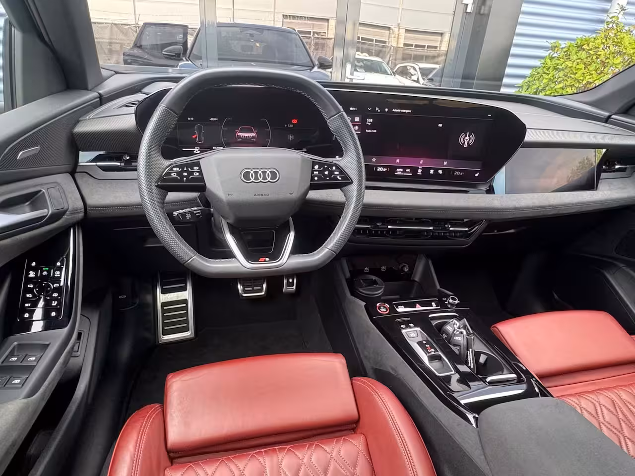 Audi Q6 SQ6 e-tron SQ6 quattro 100 kWh PANO|TREKHAAK|LEDER|HEADUP|SFEERVERLICHTING|B&O|MEEST LUXE UITVOERING