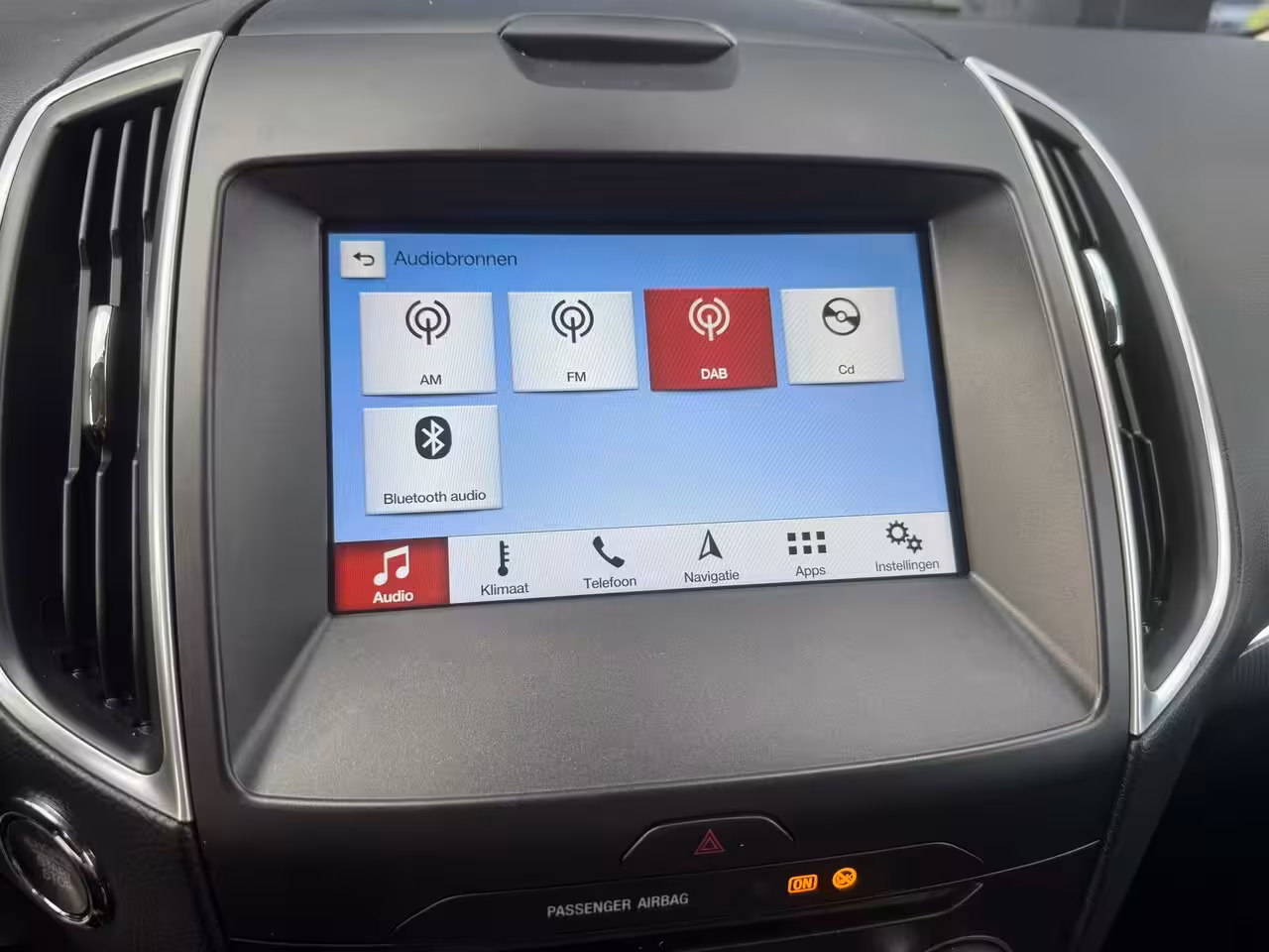 Ford Galaxy 1.5 Titanium| 7 Persoons|PDC|Navi|Cruise|Applecarplay|Stoelverwarming|Trekhaak