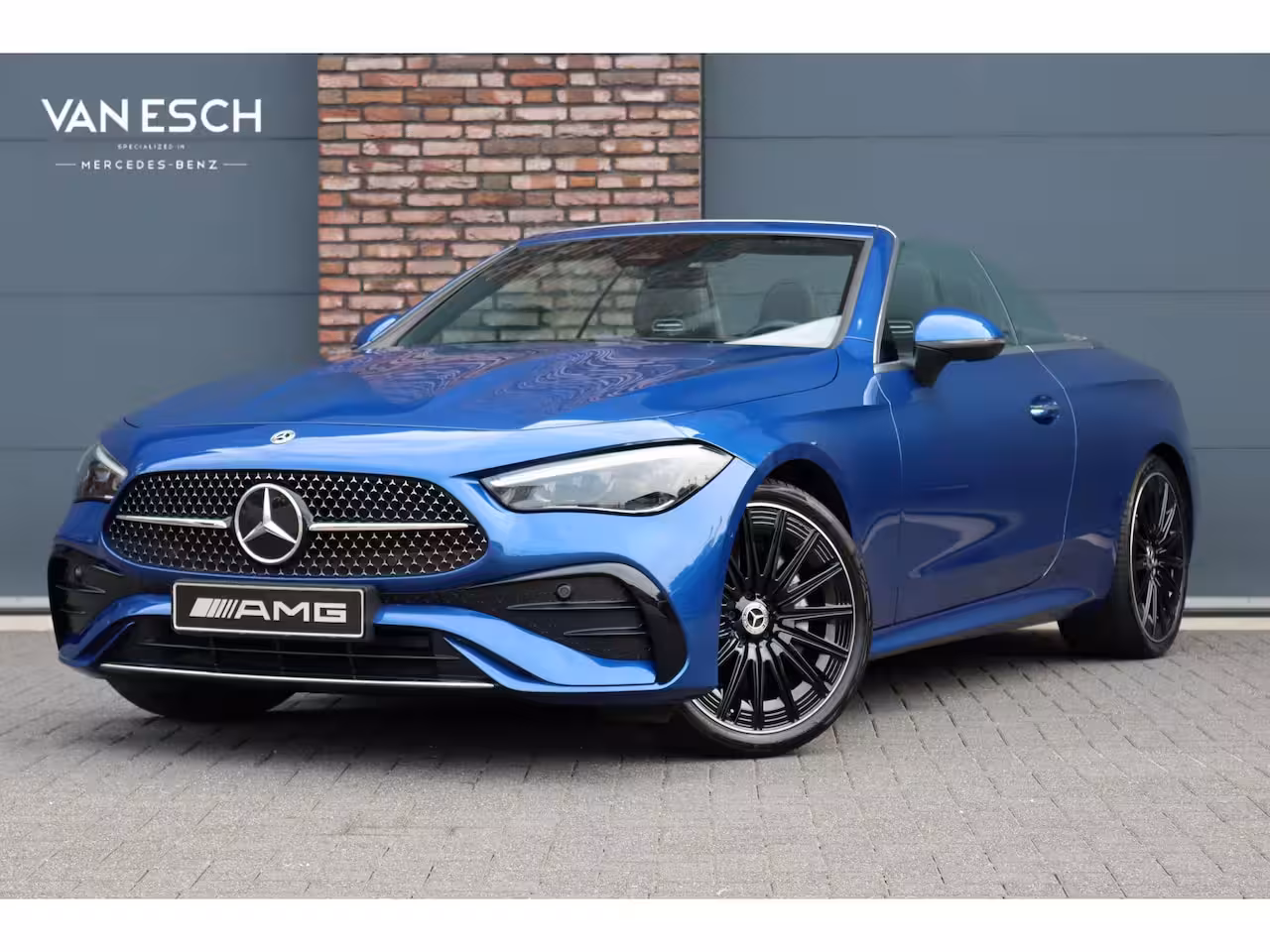 Mercedes-Benz CLE Cabriolet 200 AMG Line | Distronic | Airscarf | Memory | Standkachel | Keyless Go | Cabriocomfortpak