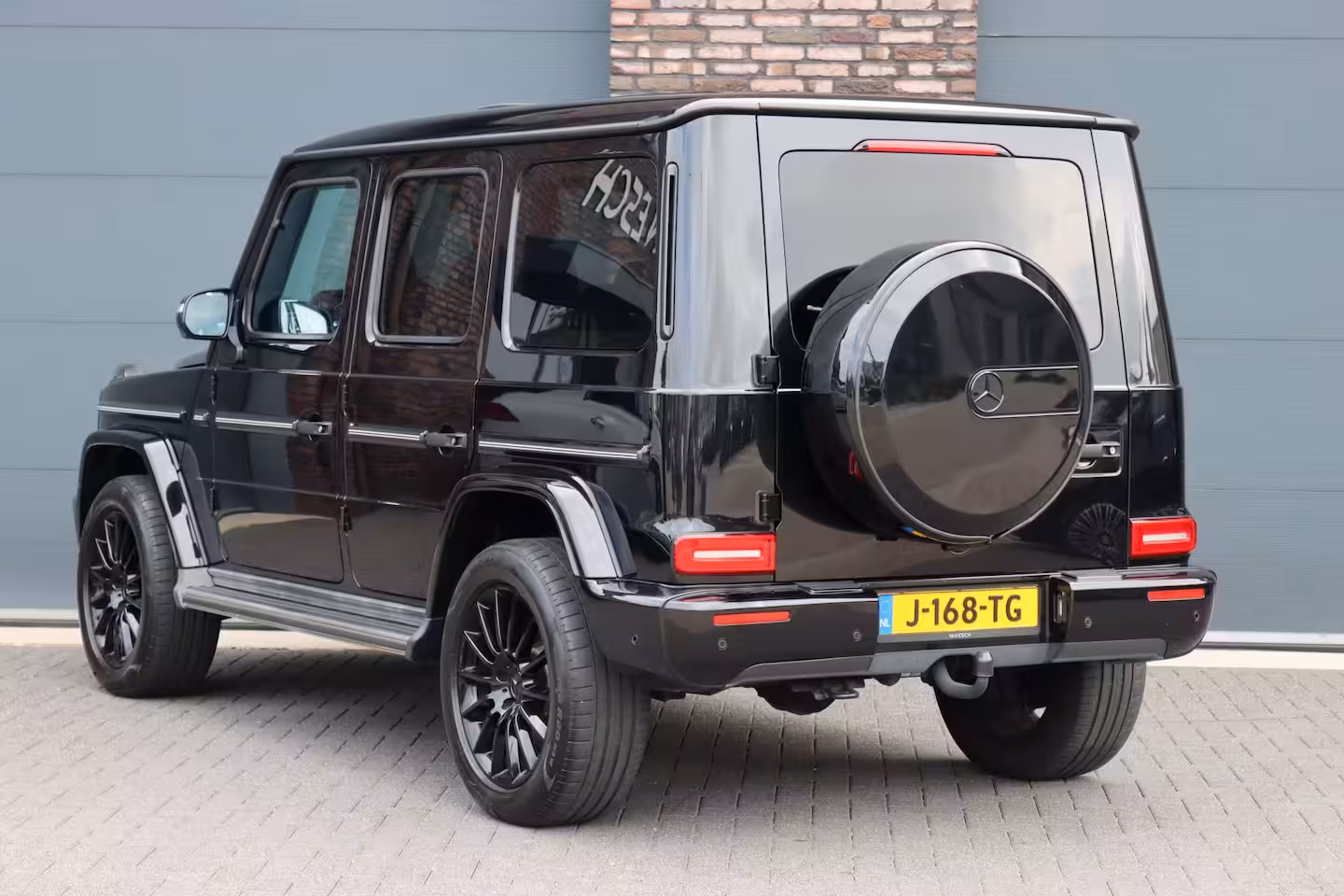 Mercedes-Benz G-klasse 500 V8 | Schuifdak | Distronic+ | Standkachel | Burmester | Massage | Leder Exclusief | St