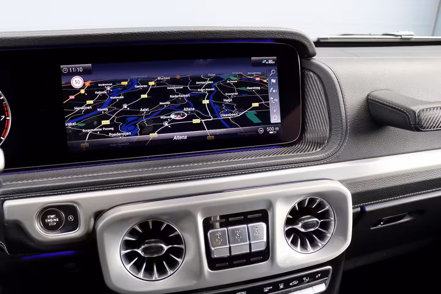 Mercedes-Benz G-klasse 500 V8 | Schuifdak | Distronic+ | Standkachel | Burmester | Massage | Leder Exclusief | St