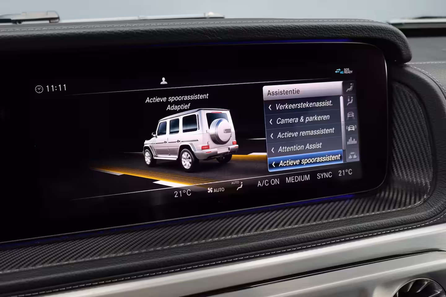 Mercedes-Benz G-klasse 500 V8 | Schuifdak | Distronic+ | Standkachel | Burmester | Massage | Leder Exclusief | St