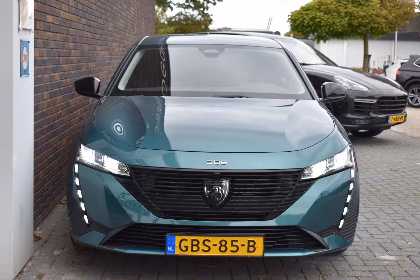 Peugeot 308 SW 1.2 PureTech Active Pack CARPLAY LMV TREKHAAK