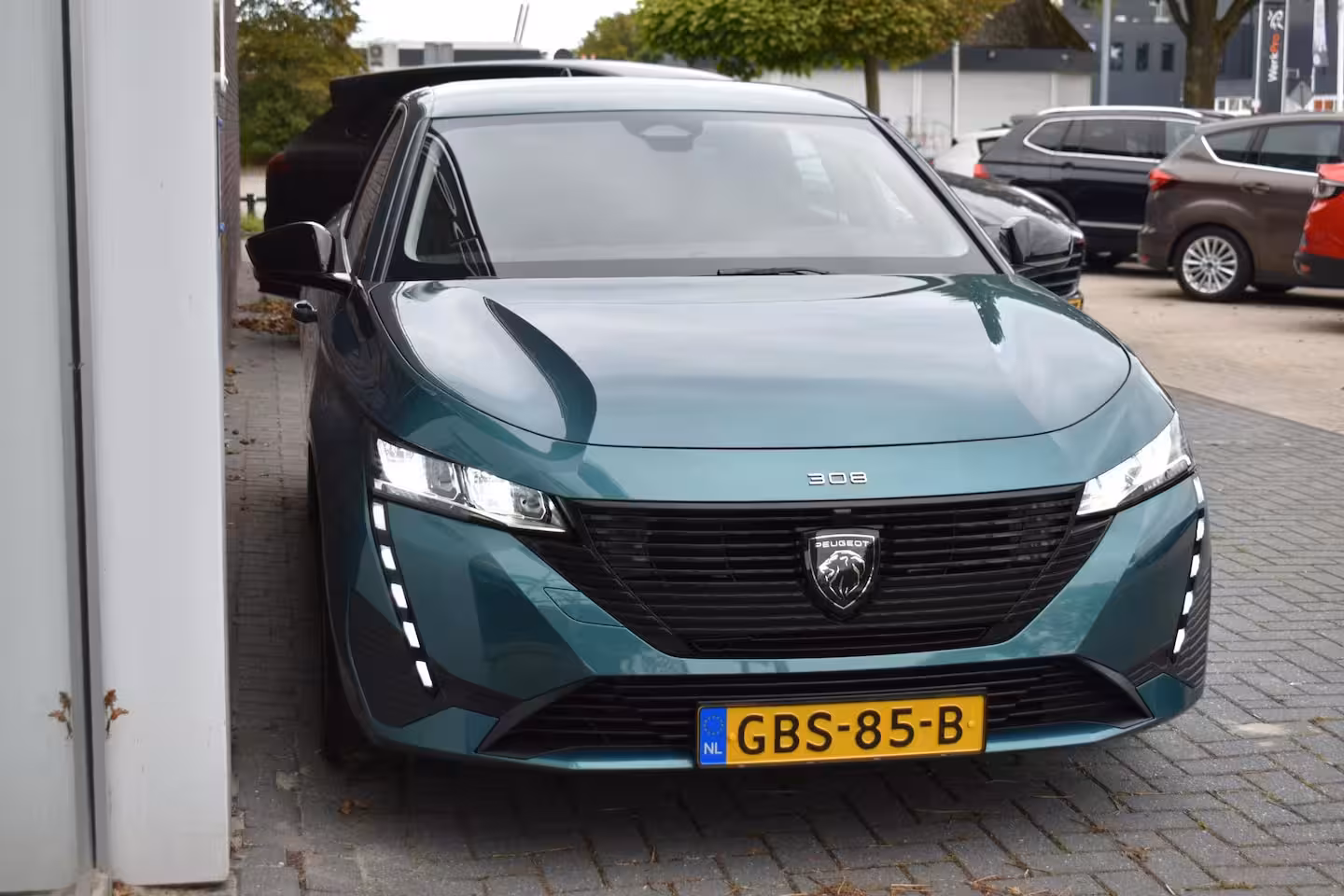 Peugeot 308 SW 1.2 PureTech Active Pack CARPLAY LMV TREKHAAK