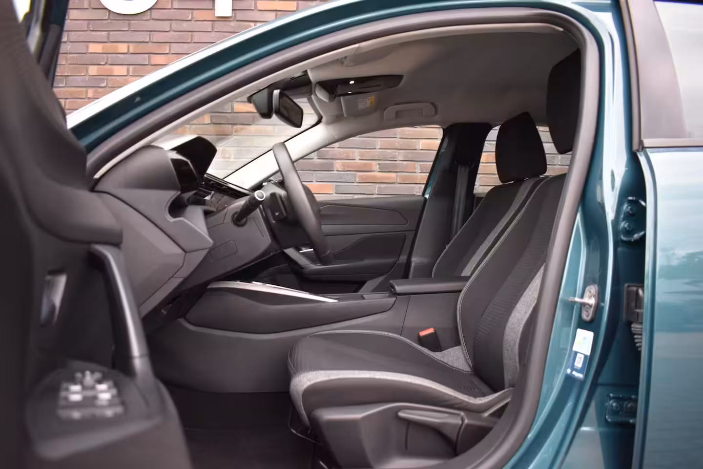 Peugeot 308 SW 1.2 PureTech Active Pack CARPLAY LMV TREKHAAK