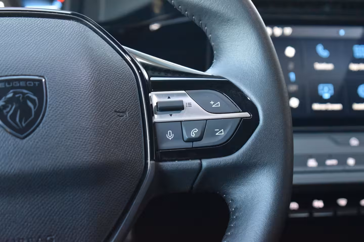 Peugeot 308 SW 1.2 PureTech Active Pack CARPLAY LMV TREKHAAK