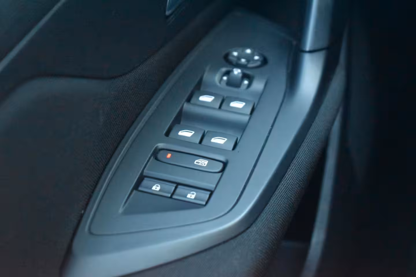 Peugeot 308 SW 1.2 PureTech Active Pack CARPLAY LMV TREKHAAK