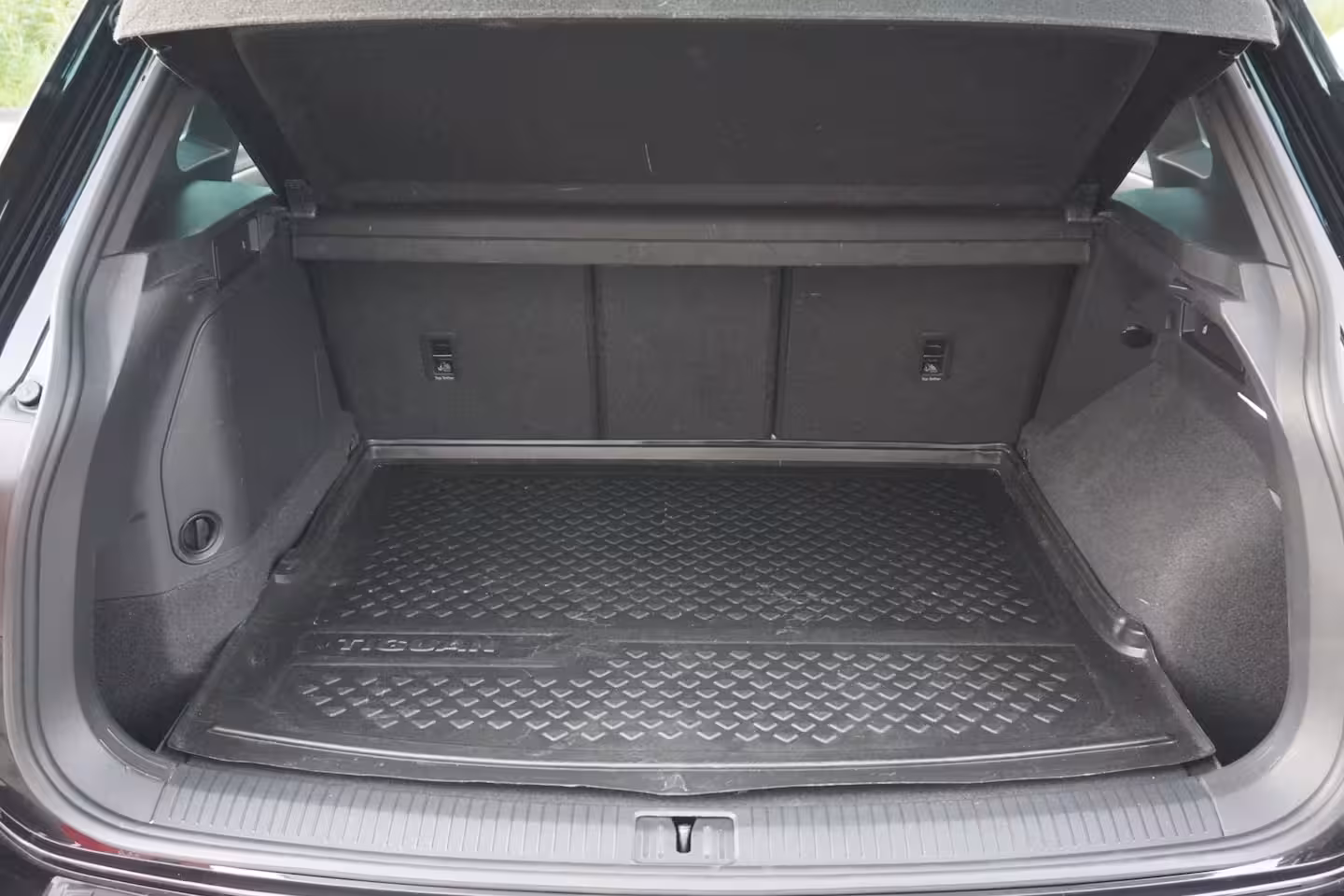 Volkswagen Tiguan 1.4 TSI eHybrid R-Line Business / ACC / Pano / Camera / Carplay / Intieurverlichting