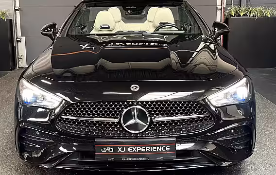 Mercedes-Benz CLE Cabriolet 200 AMG Line HUD NAVI 204PK