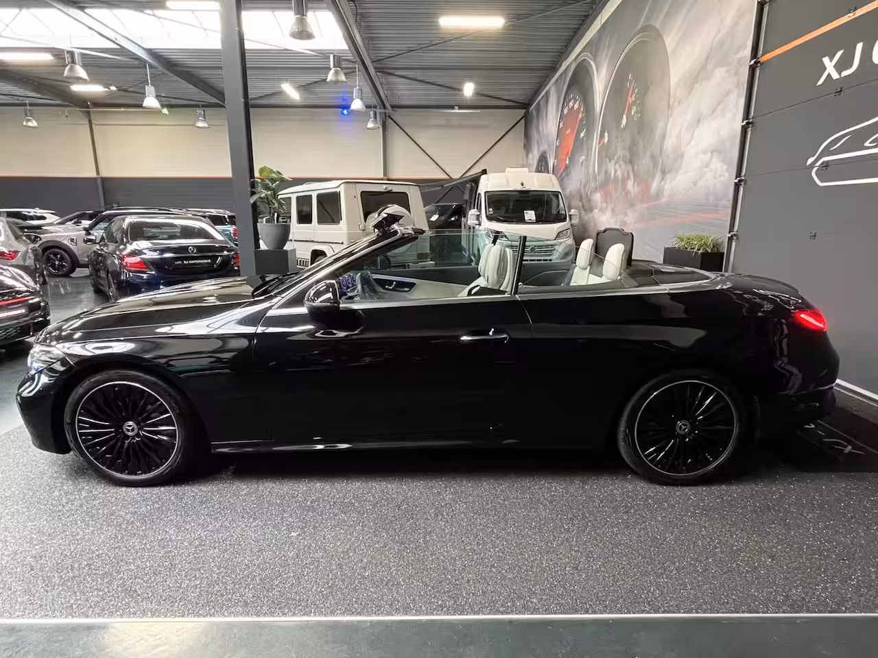Mercedes-Benz CLE Cabriolet 200 AMG Line HUD NAVI 204PK