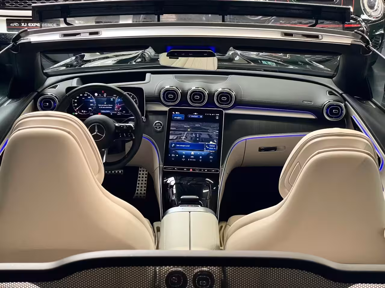 Mercedes-Benz CLE Cabriolet 200 AMG Line HUD NAVI 204PK