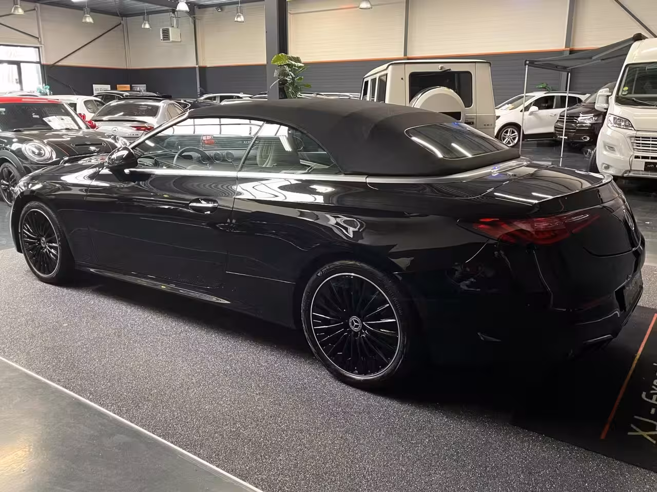 Mercedes-Benz CLE Cabriolet 200 AMG Line HUD NAVI 204PK
