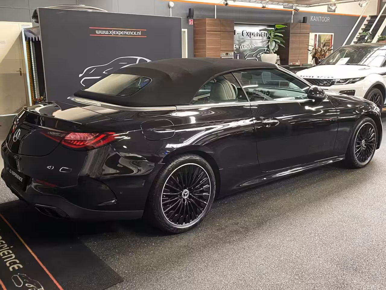 Mercedes-Benz CLE Cabriolet 200 AMG Line HUD NAVI 204PK