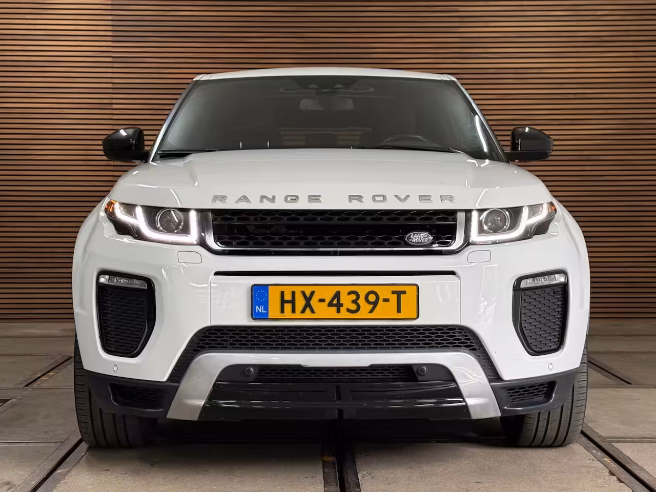 Land Rover Range Rover Evoque 2.0 Si4 HSE Dynamic | Panorama | Leder | Camera | LED | Trekhaak | 4WD | Stoelverwarming |