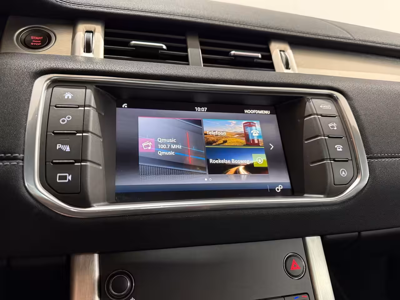 Land Rover Range Rover Evoque 2.0 Si4 HSE Dynamic | Panorama | Leder | Camera | LED | Trekhaak | 4WD | Stoelverwarming |