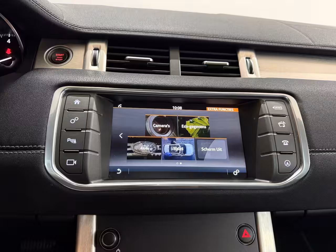 Land Rover Range Rover Evoque 2.0 Si4 HSE Dynamic | Panorama | Leder | Camera | LED | Trekhaak | 4WD | Stoelverwarming |