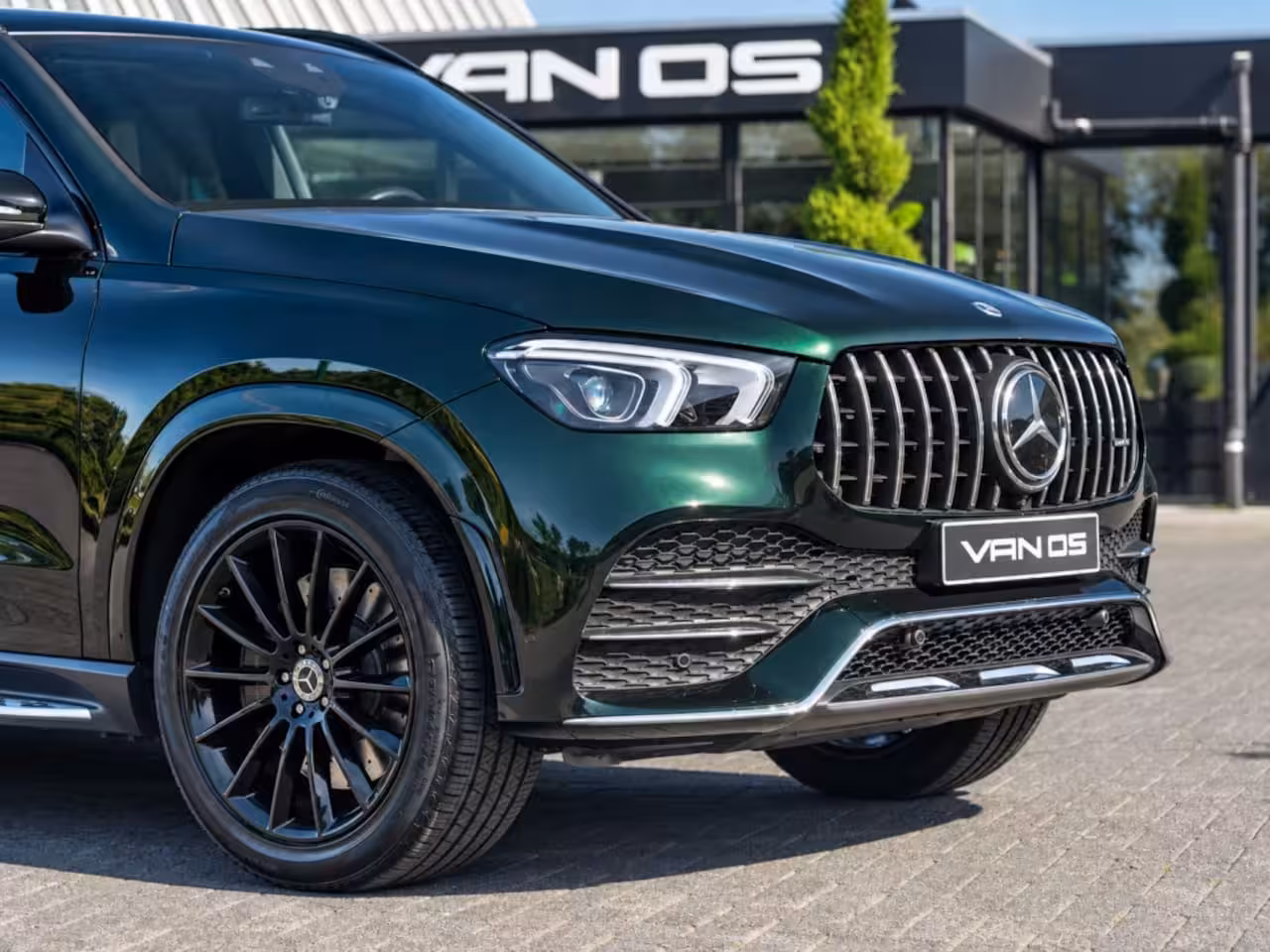 Mercedes-Benz GLE-Klasse GLE 350de 4MATIC | AMG Line | Luchtvering | Rijassistent-pakket | Trekhaak