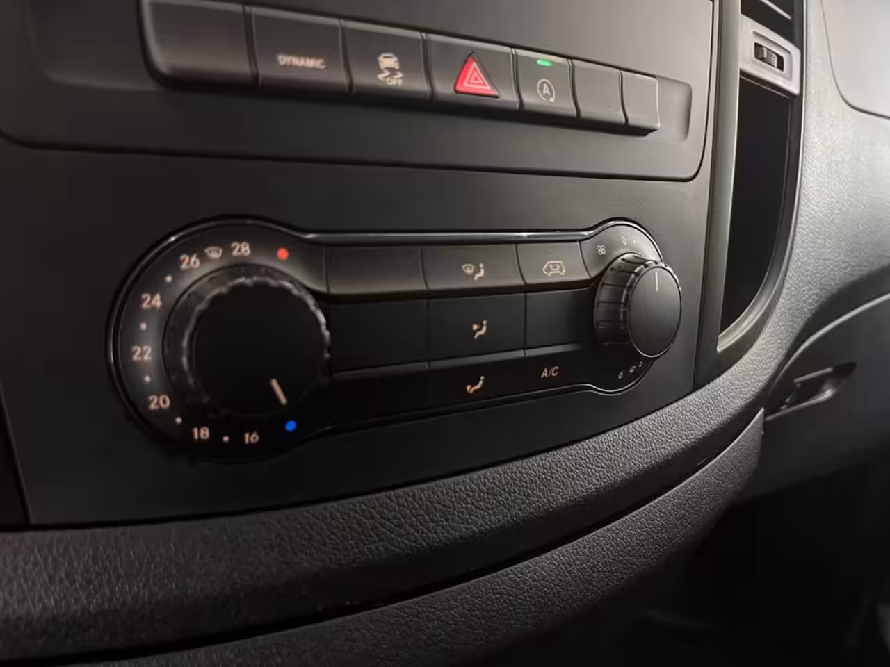 Mercedes-Benz Vito 114 CDI E6 Automaat Lang Lease €338 p/m, Airco, Navi, Carplay, PDC, Camera, Volledig onder