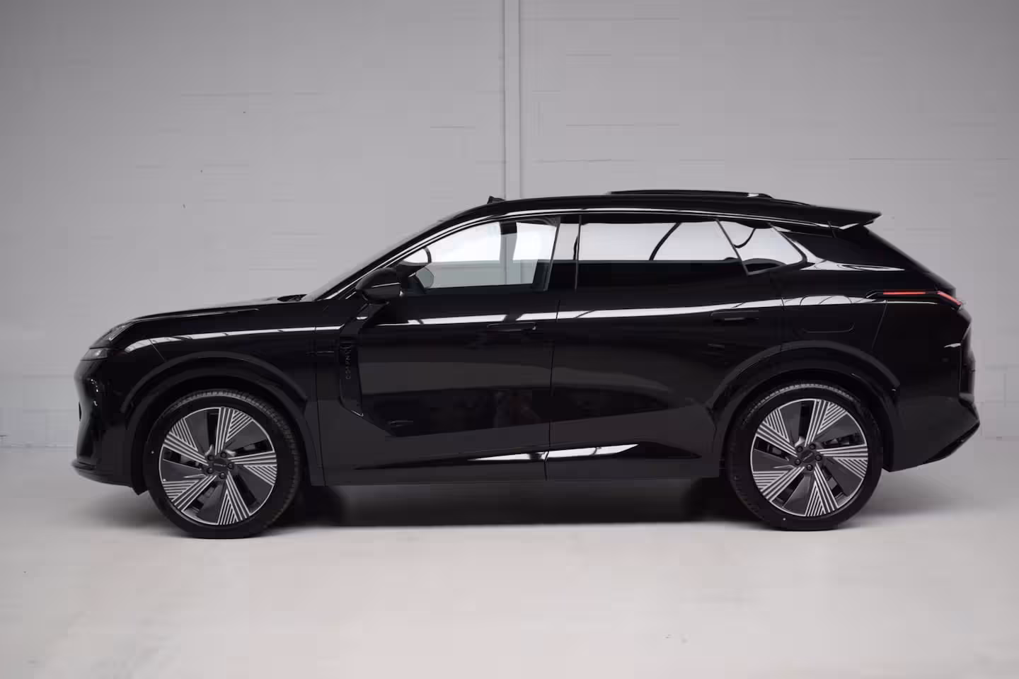 Lynk & Co 08 1.5 More PHEV 200KM RANGE / NIEUW / PANORAMADAK / HARMAN-KARDON / LEER / 360-CAMERA / 21IN