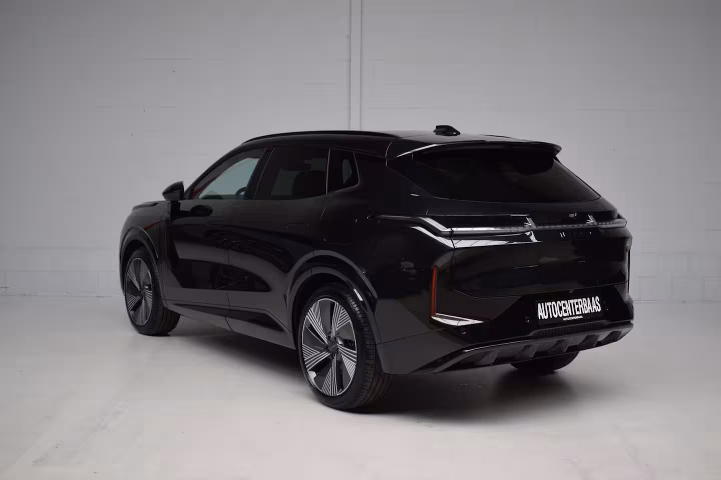 Lynk & Co 08 1.5 More PHEV 200KM RANGE / NIEUW / PANORAMADAK / HARMAN-KARDON / LEER / 360-CAMERA / 21IN