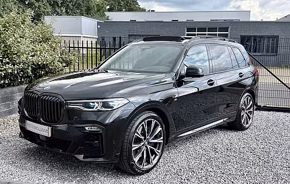 BMW X7 xDrive40i M-Pakket 7 Pers Panodak|Skylounge|Luchtvering Saphire Zwart