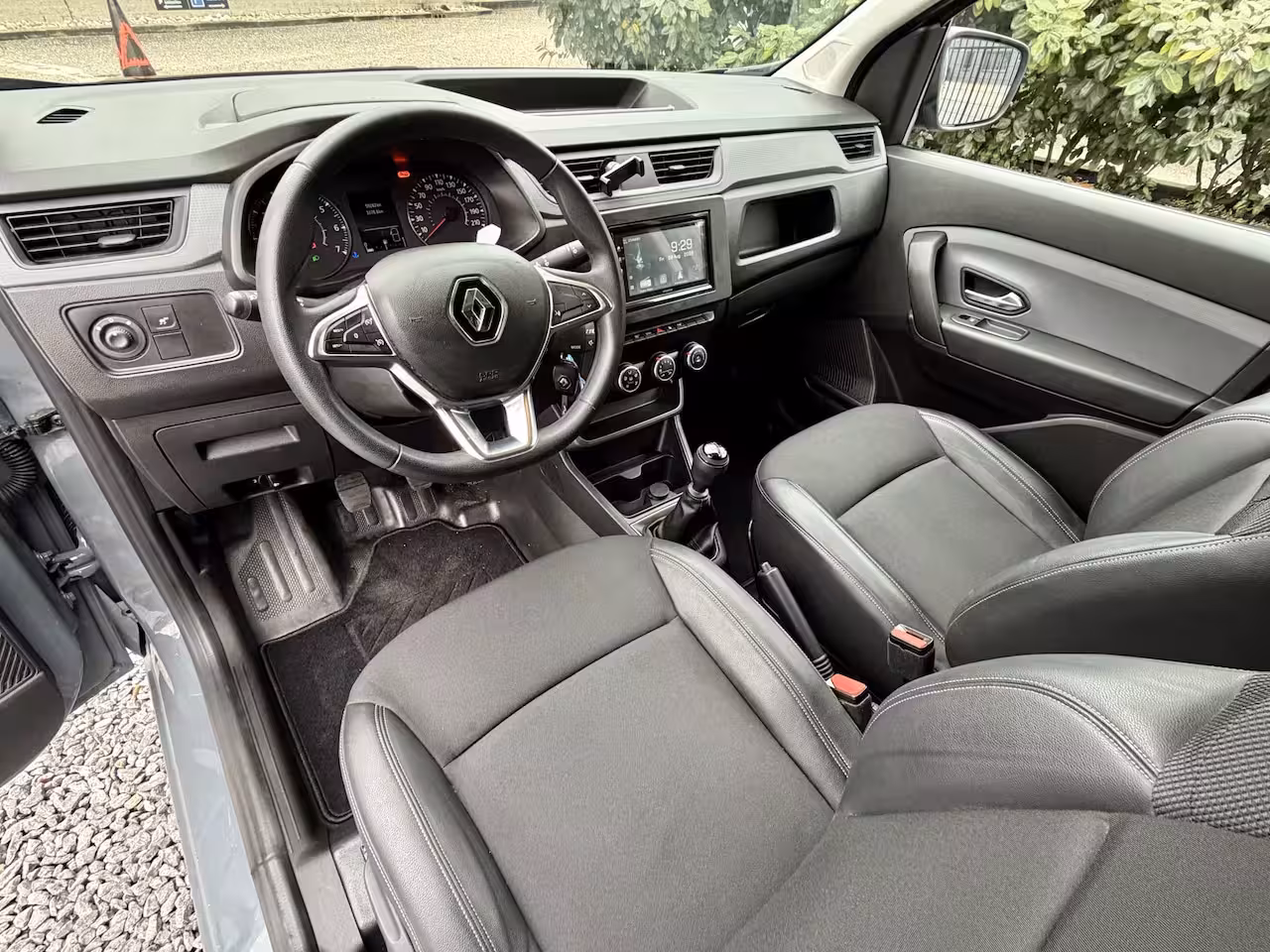 Renault Express 1.3 TCe Camera|Carplay|Leer|PDC|Cruis Grijs
