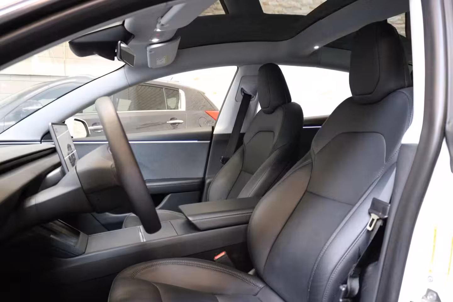 Tesla Model 3 Highland PREMIUM RWD 60 kWh Stoelverw. | Stoelvent. | Orig. NL | 94, 6 SOH |