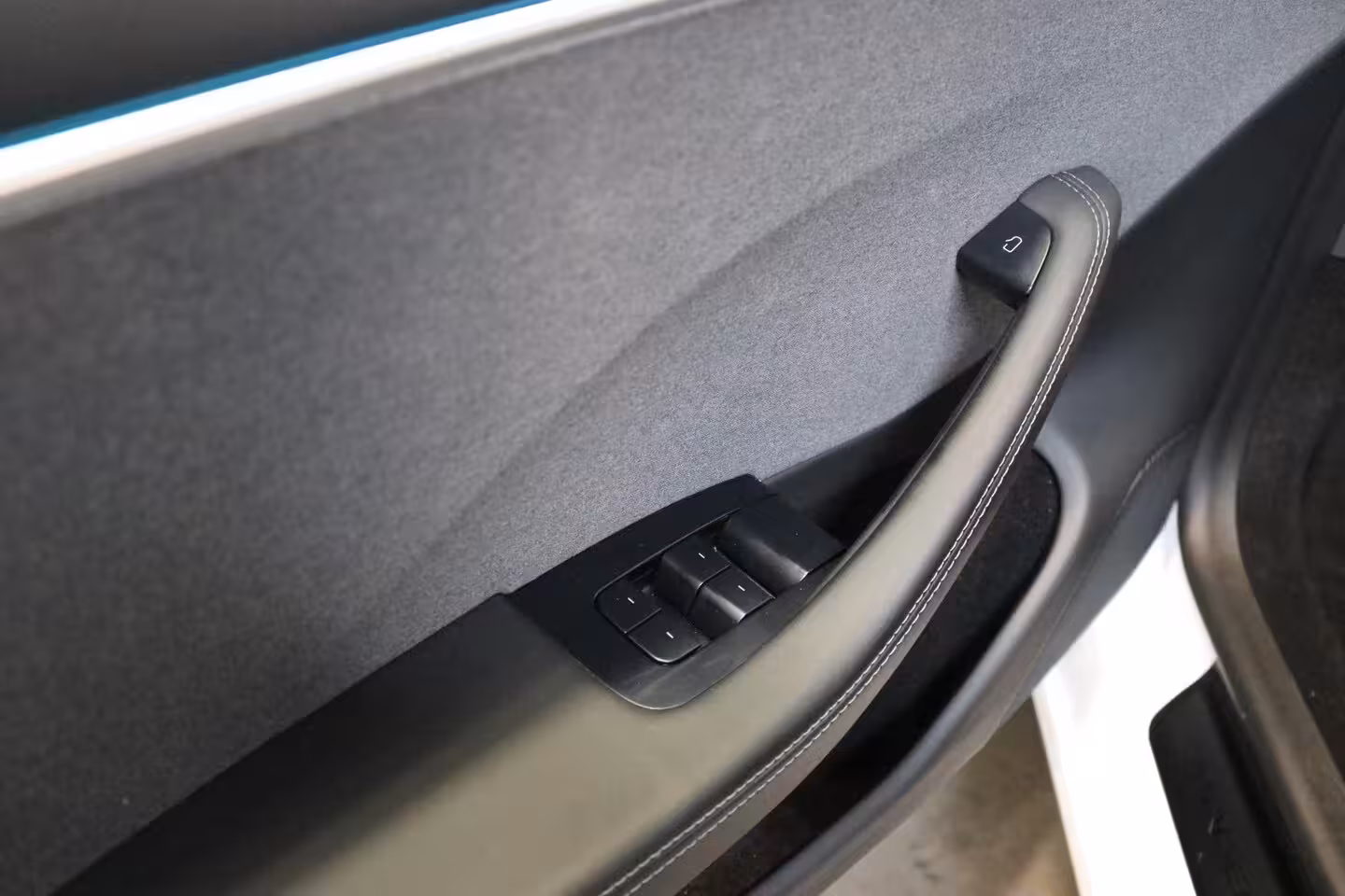 Tesla Model 3 Highland PREMIUM RWD 60 kWh Stoelverw. | Stoelvent. | Orig. NL | 94, 6 SOH |