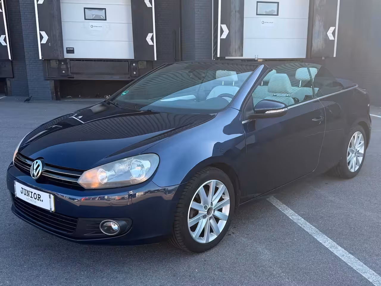 Volkswagen Golf Cabriolet 1.2 TSI BlueMotion LEDER/NAVI/PDC/CRUISE/CLIMA/LMV