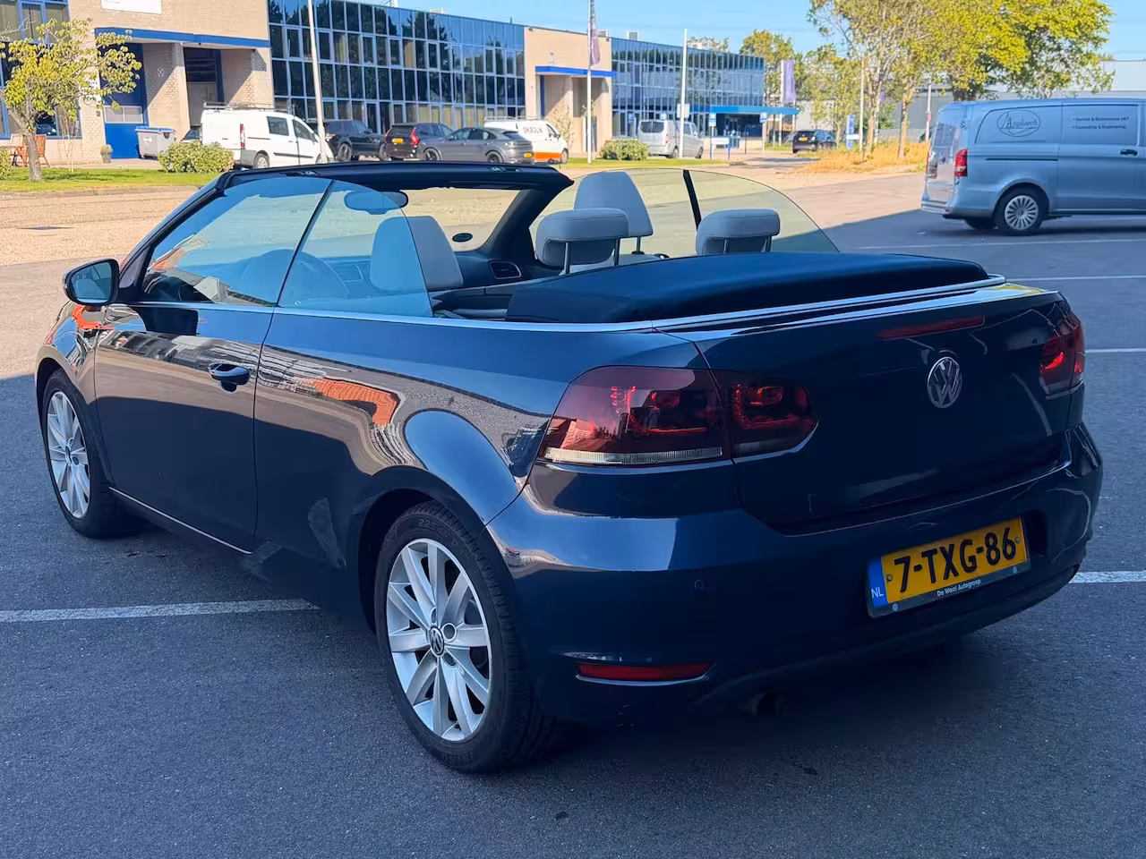 Volkswagen Golf Cabriolet 1.2 TSI BlueMotion LEDER/NAVI/PDC/CRUISE/CLIMA/LMV