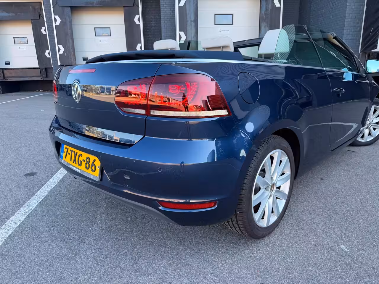 Volkswagen Golf Cabriolet 1.2 TSI BlueMotion LEDER/NAVI/PDC/CRUISE/CLIMA/LMV