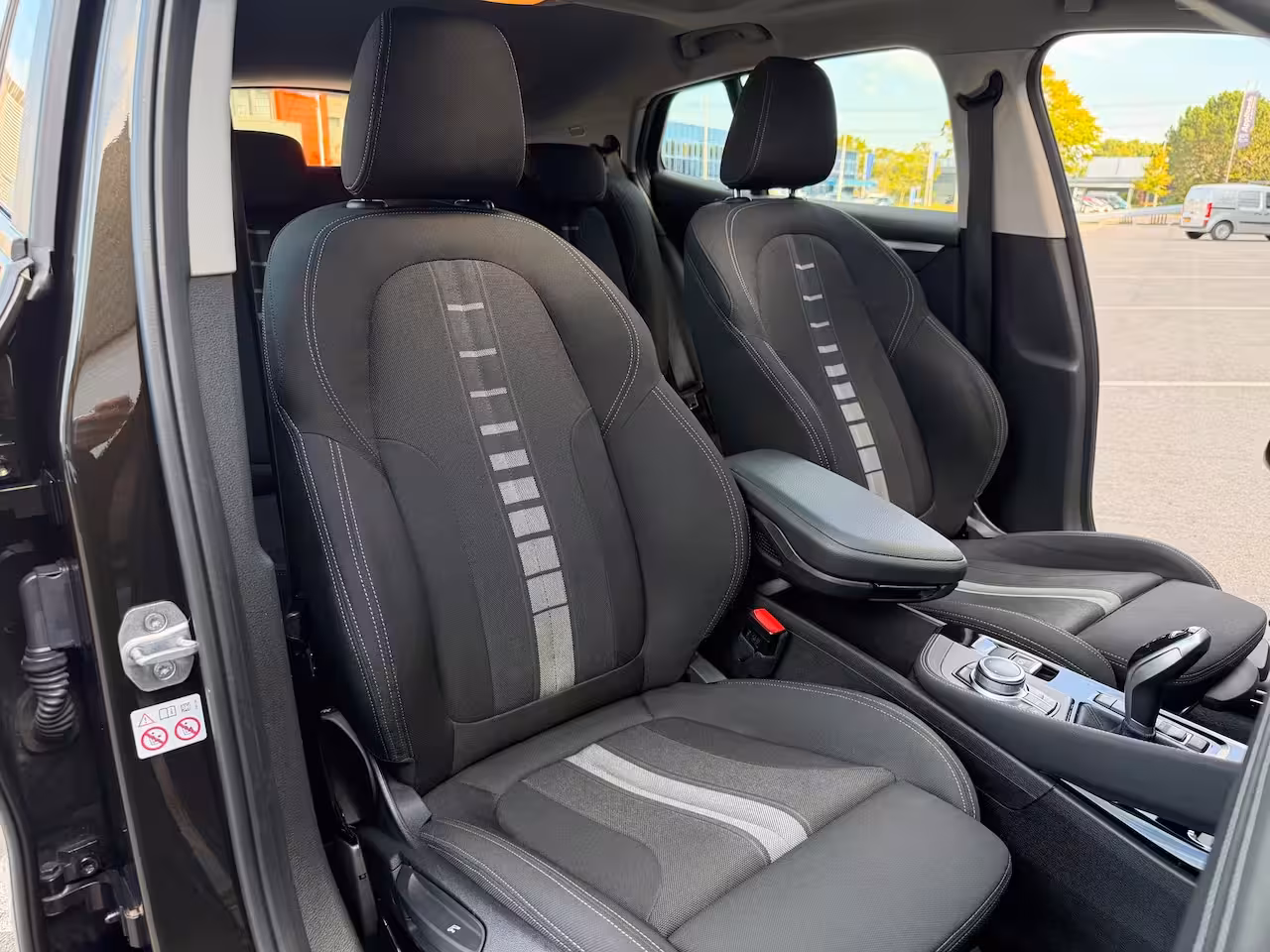 BMW X2 SDrive18i PANORAMADAK/AUTO/NAVI/KEYLES